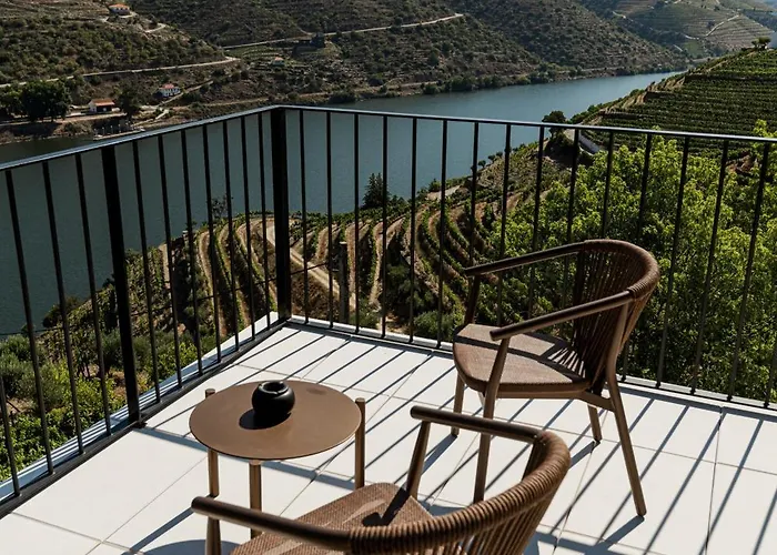 Quinta Sao Luiz The Vine House Douro Landsted Tabuaço